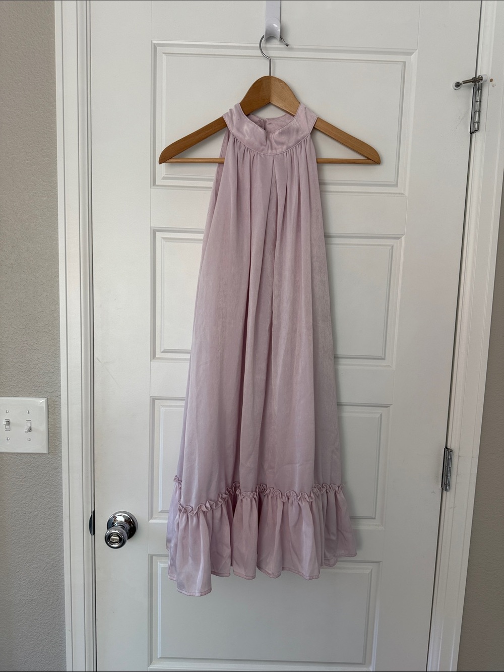 Girls' Halter Neck Light Pink Ruffle Hem Formal Dress